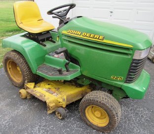 John Deere Lawn Tractor, Snow Blower, Lawn-Garden